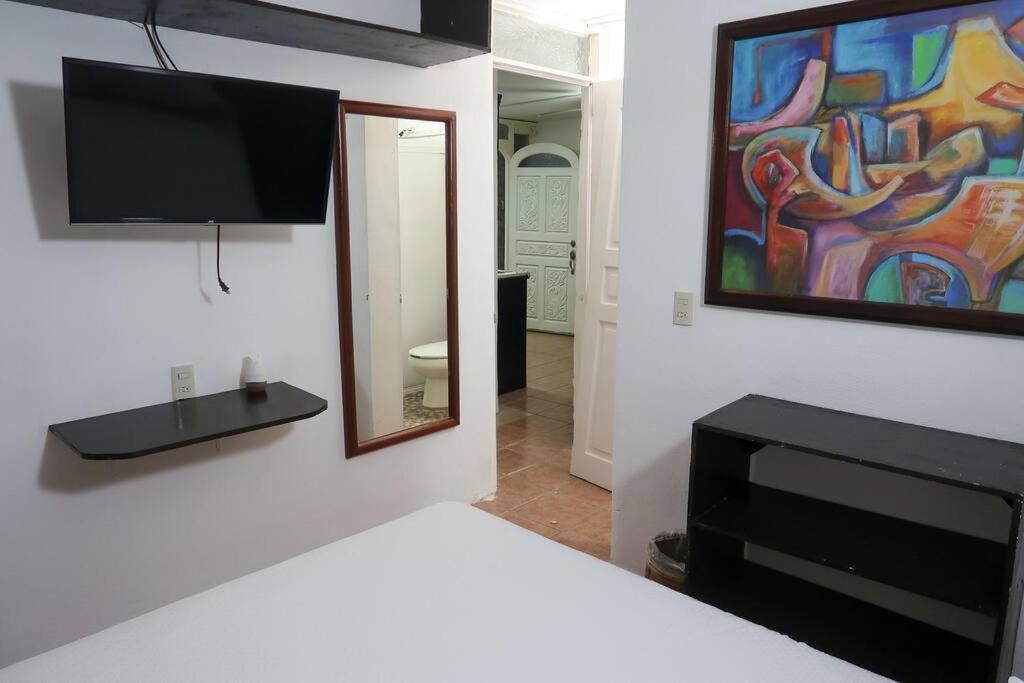 Casa Aurora #2: Private Room In Excellent Location Puerto Vallarta Exterior photo